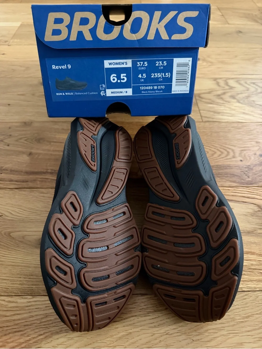 NWT Brooks Revel 9 Black Running Shoes Women’s 6.5